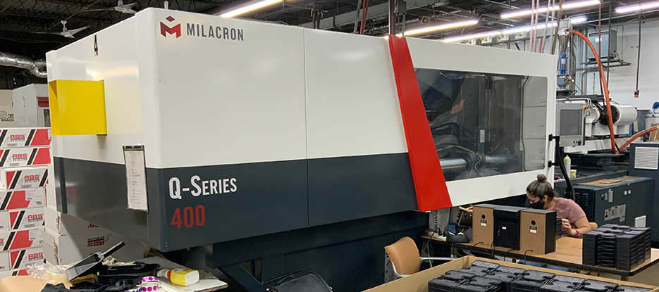 Milacron Q-Series 400 injection molding machine